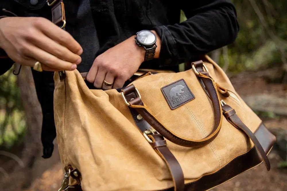 25L Augustine Duffel Tan lifestyled