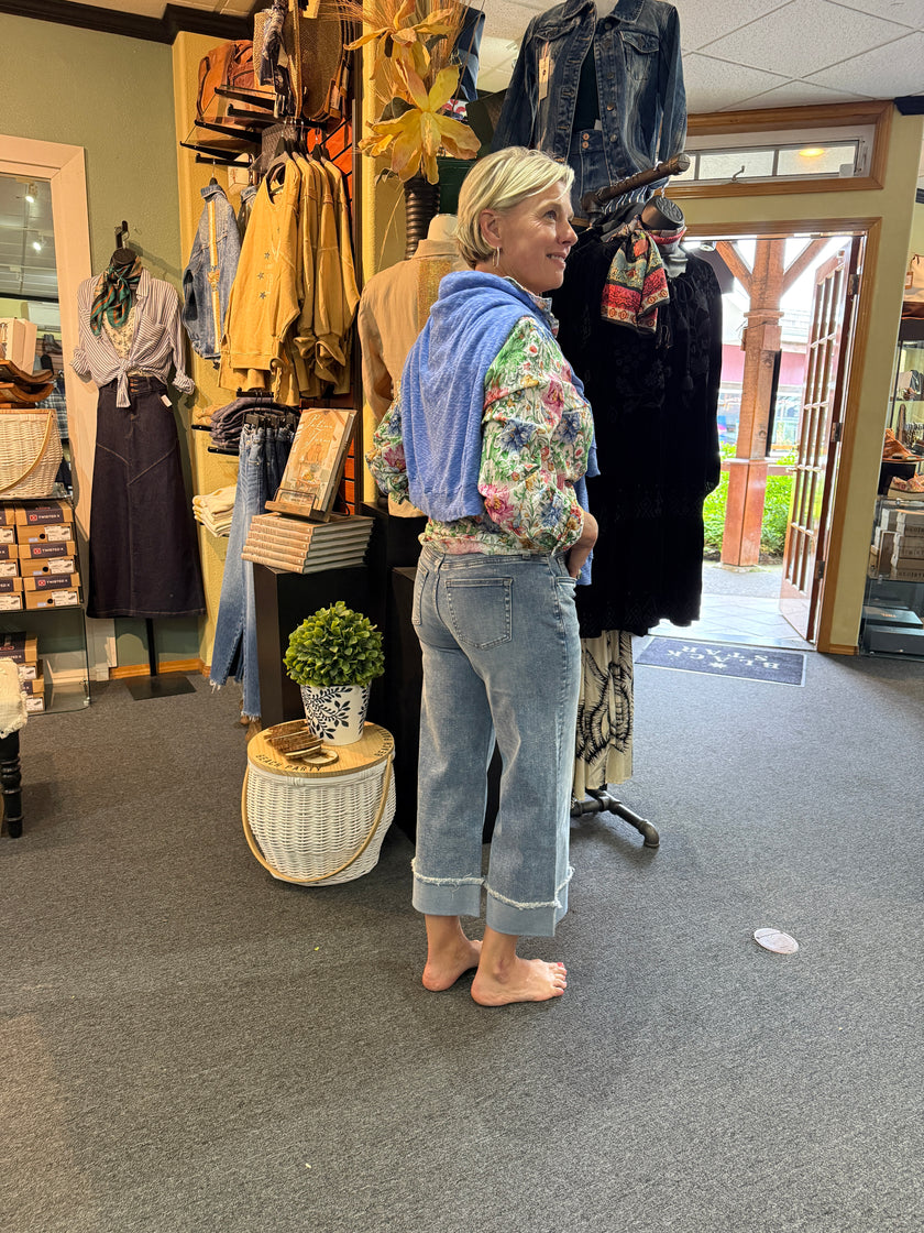 Cropped Cuffed wide Leg Jeans back stella blue
