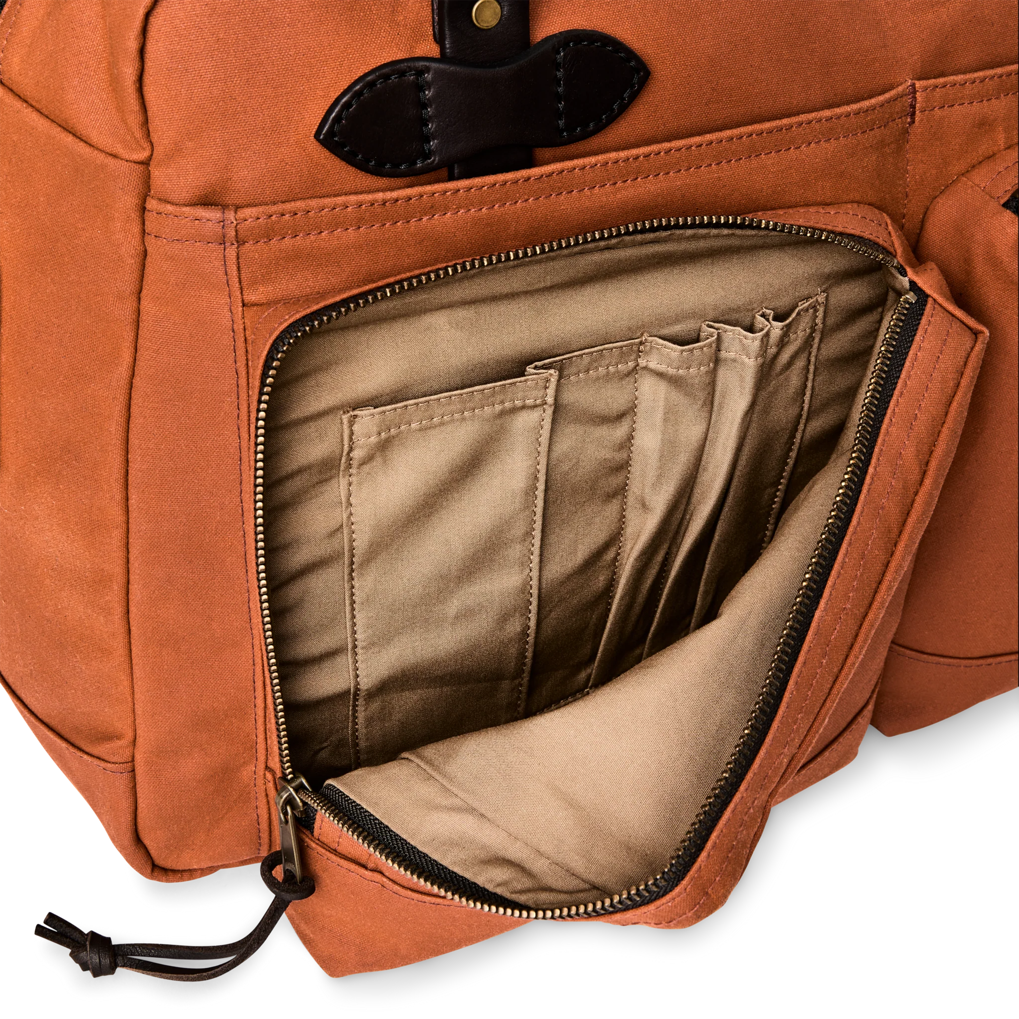 Filson 48hr duffle rust  open