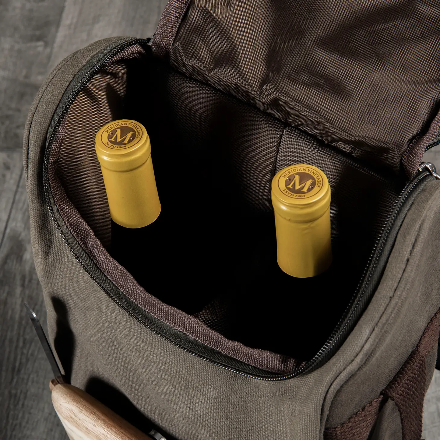 2 Bottle Insulated Wine & Cheese Cooler W Kit - Core wine holder