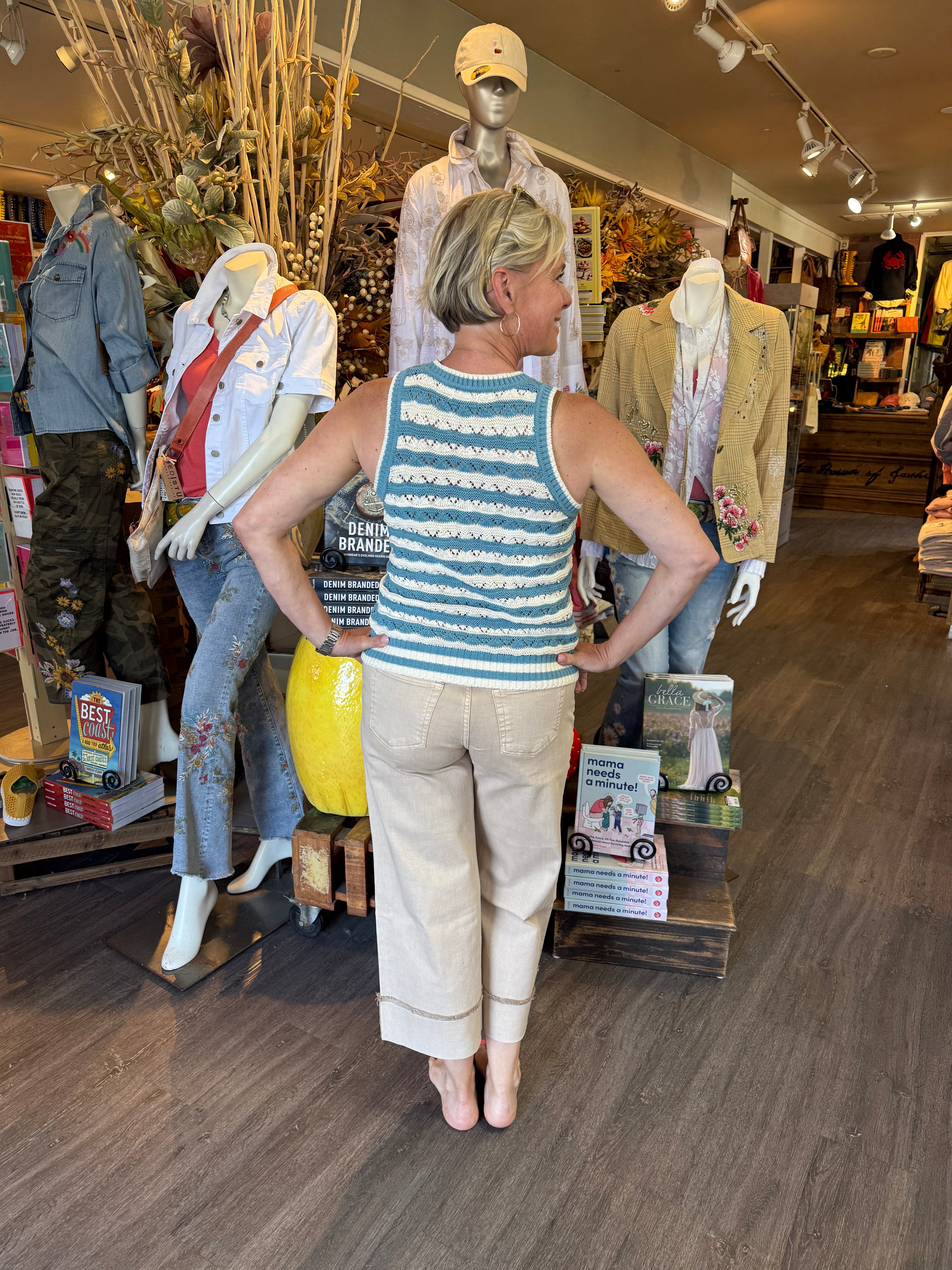 Cropped Cuffed wide Leg Jeans back smoke sand