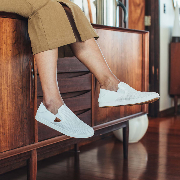 Pehuea Women's Classic Slip On Sneaker Shoes bright white side