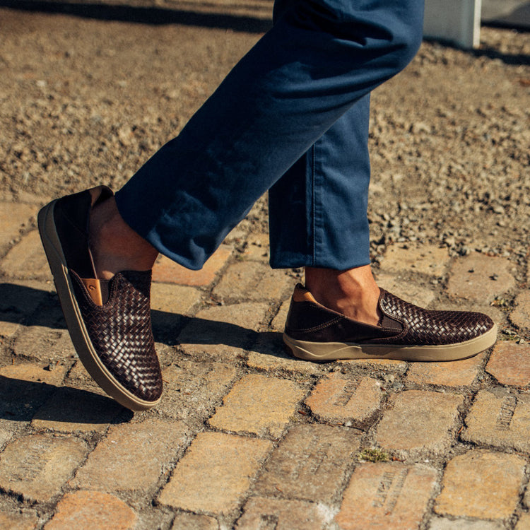 Lae‘ahi Men's Slip-On Sneaker - dark wood side