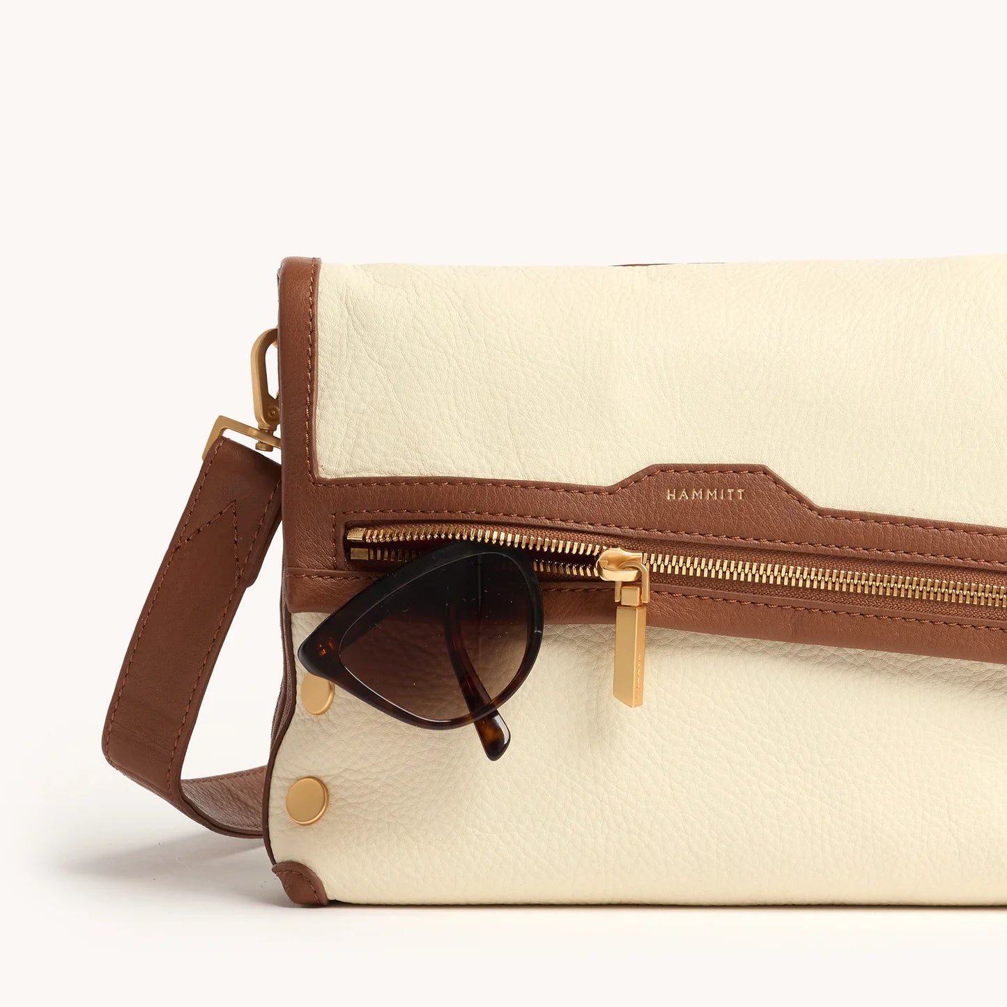 VIP Med-Courtyard Cream BG