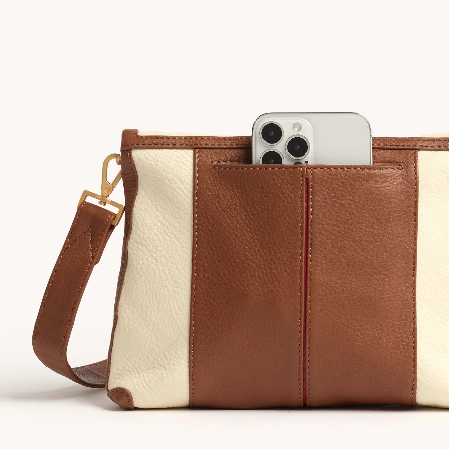 VIP Med-Courtyard Cream BG