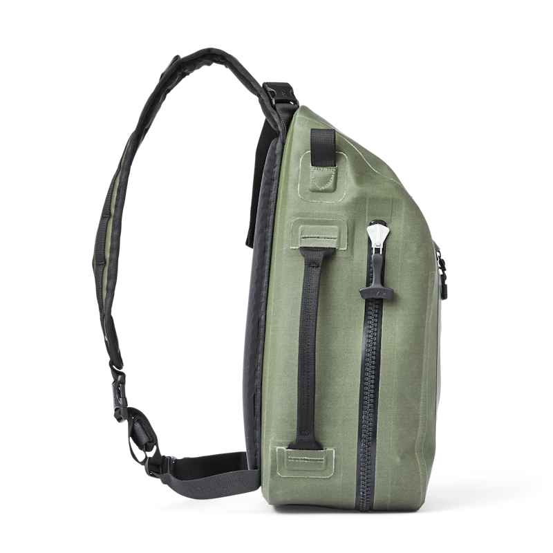 Filson Dry Sling Pack Green profile