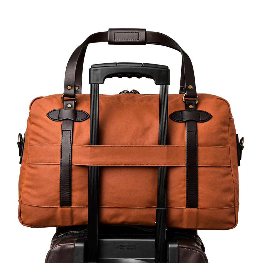 Filson 48hr duffle rust  display