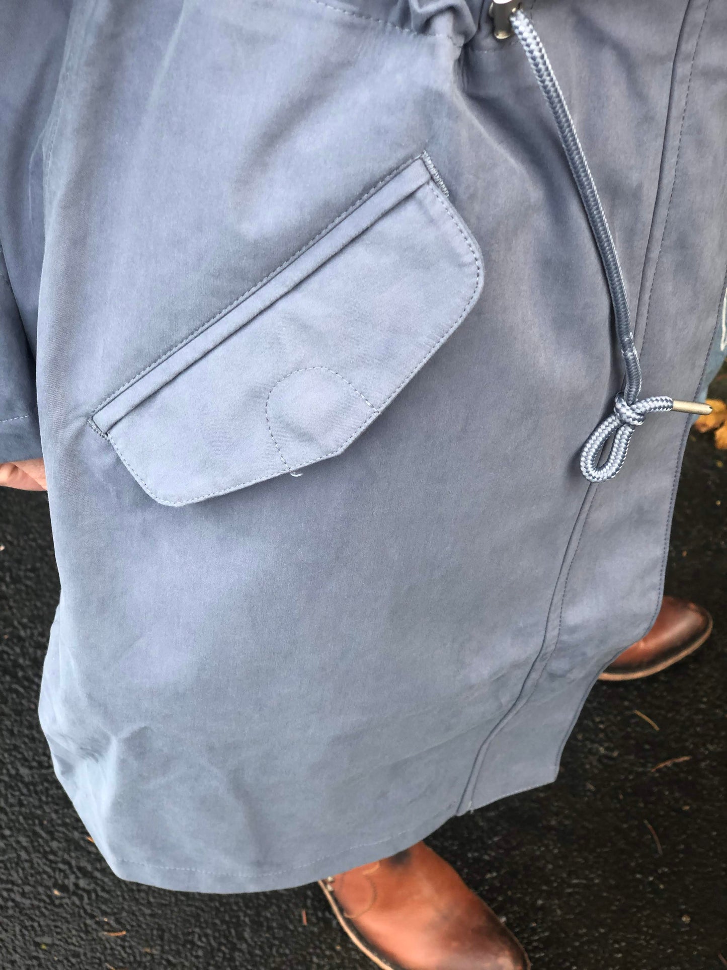Rain119- Loose Cut 699 - Blue Grayness close
