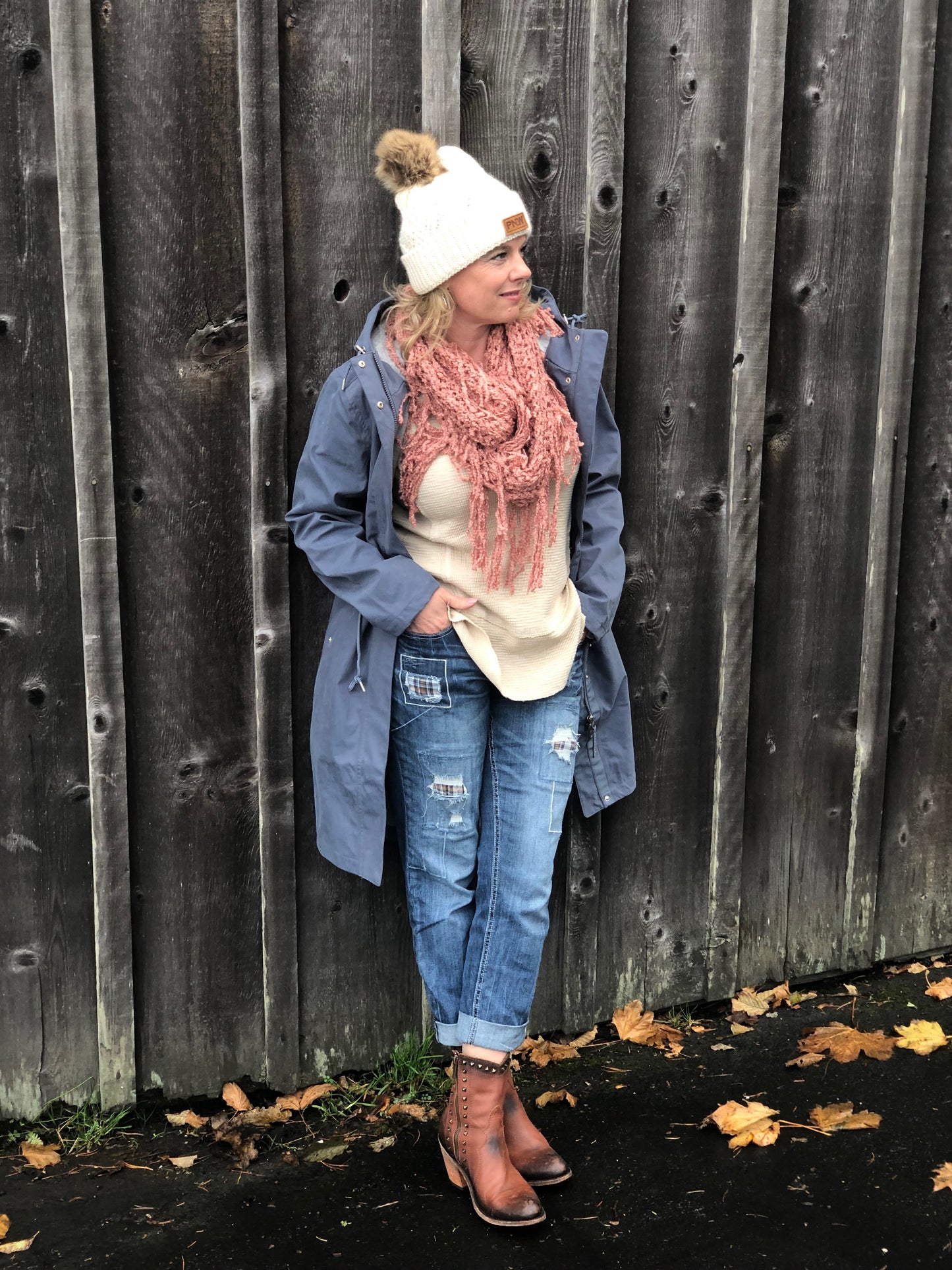 Rain119- Loose Cut 699 - Blue Grayness pose 1