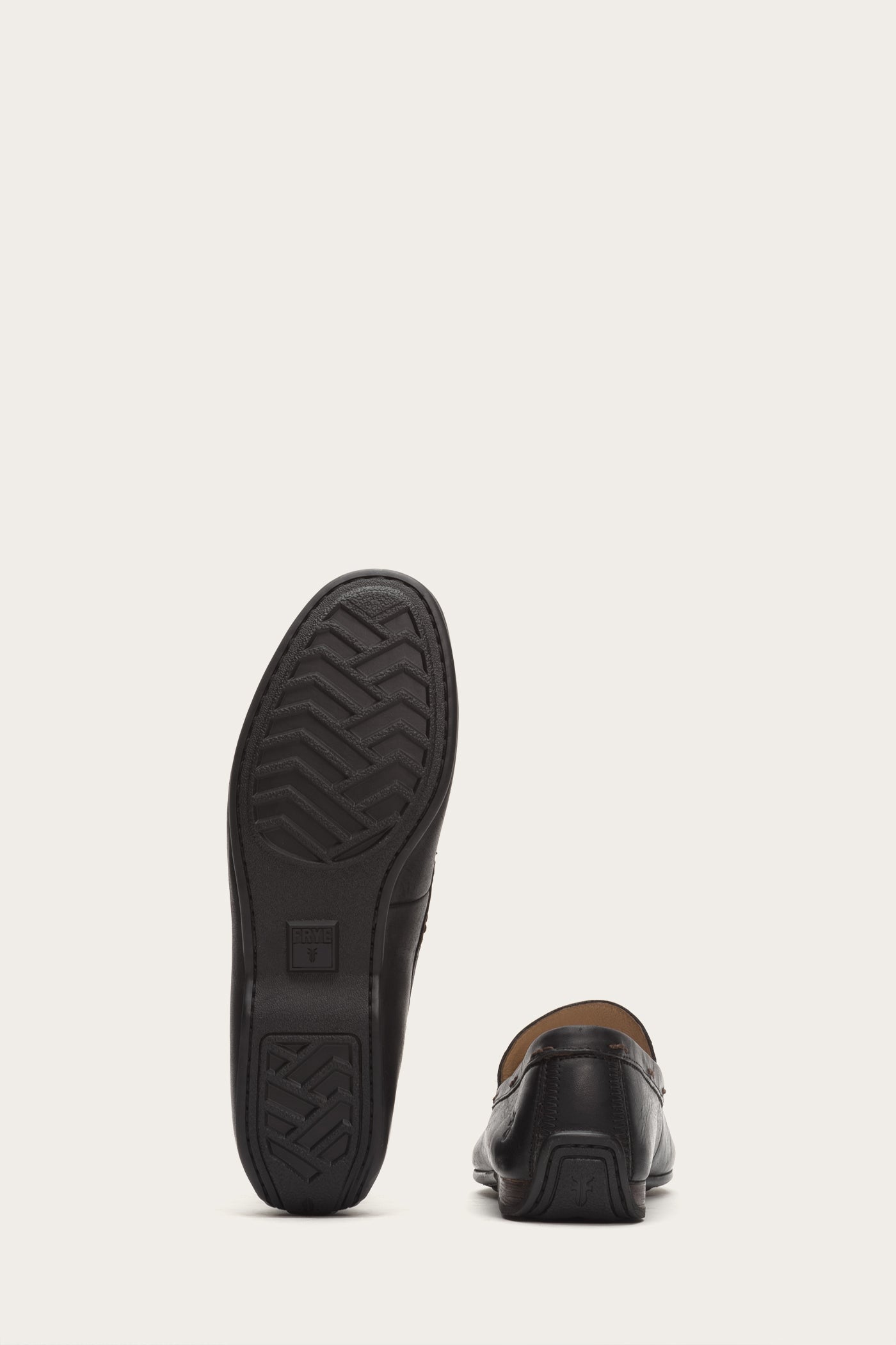 Frye Men's Lewis Venetian - Black bottom