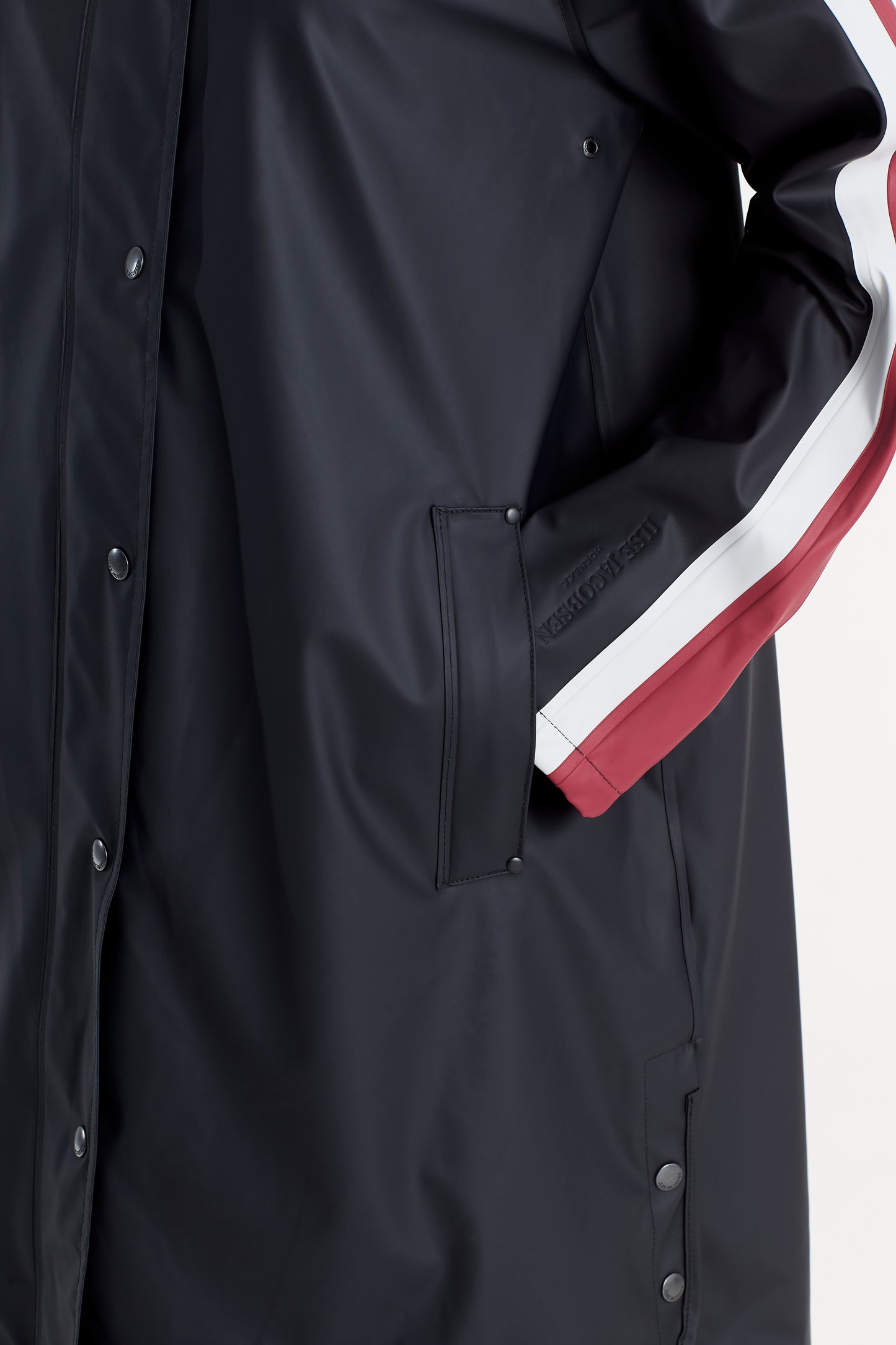 Rain103 Loose Cut - 660 - Dark Indigo close