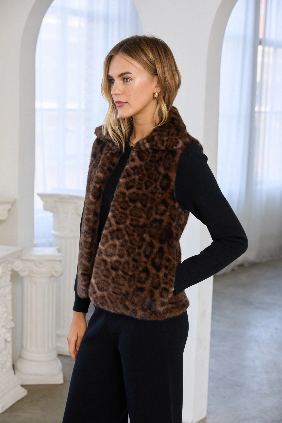 LEOPARD FAUX FUR VEST