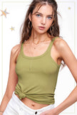 STRETCHY BASIC SLEEVELESS TOP grass
