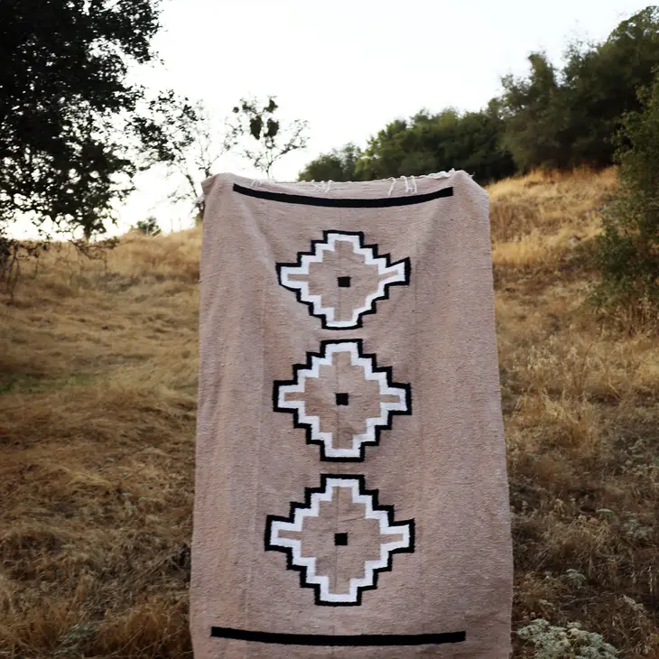Tribe & True Tres Cruces Blanket | Sandstone 