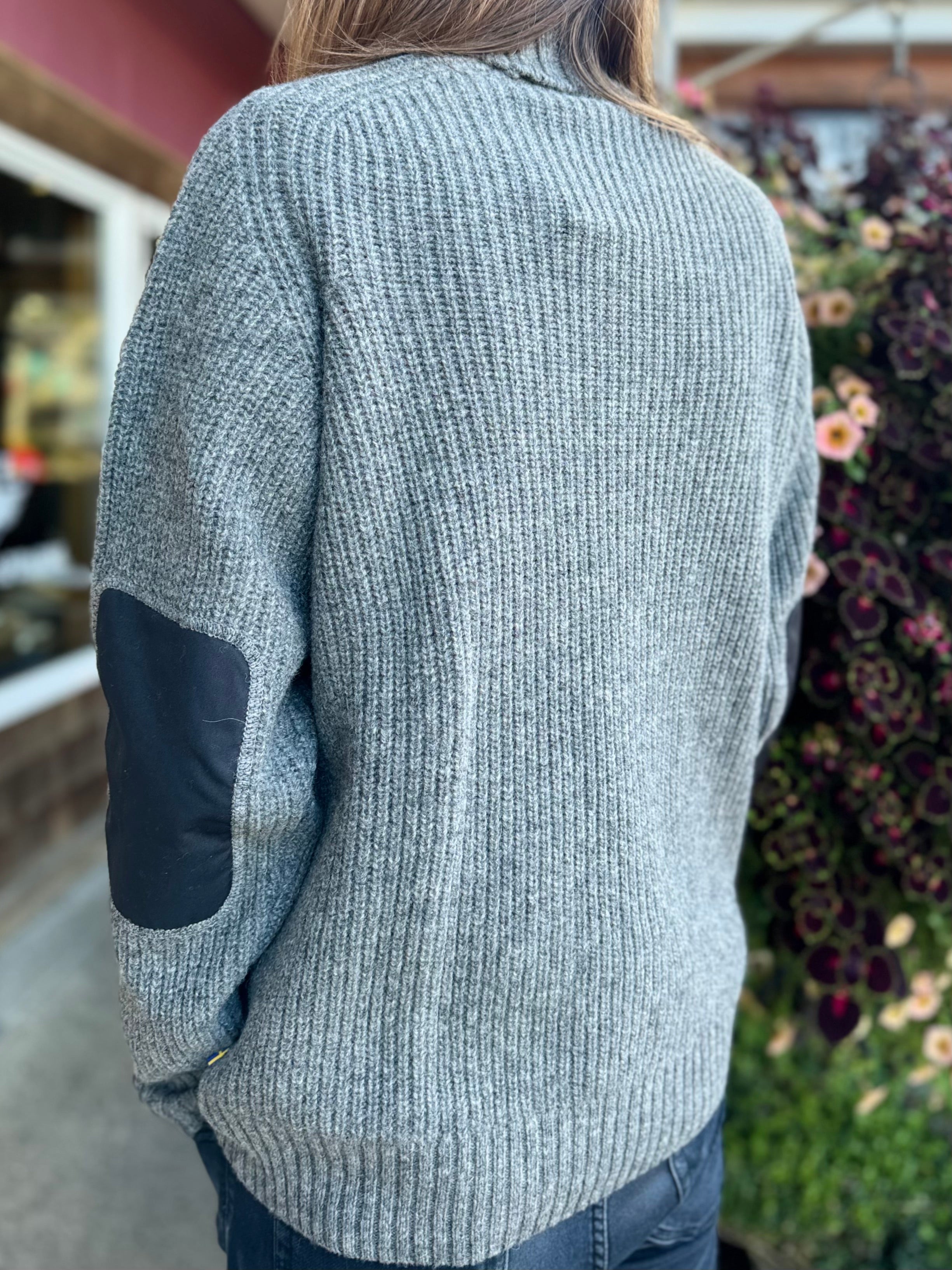 Fjallraven Vik Men's Sweater | 020-999 Grey Melange back