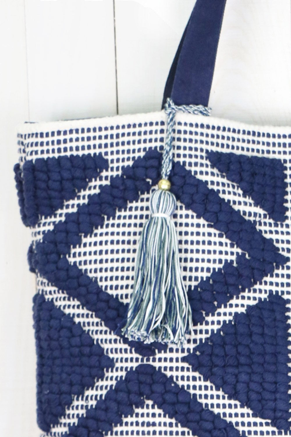 Large Diamond Patterned Tote Bag - Navy Army detail