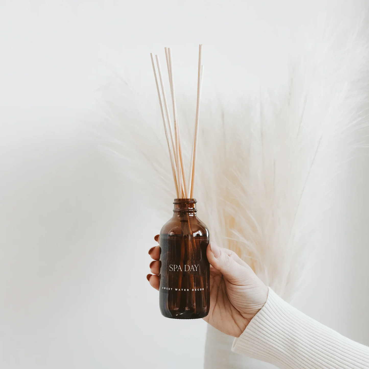 Sweet Water Decor Amber Reed Diffuser - Spa Day display