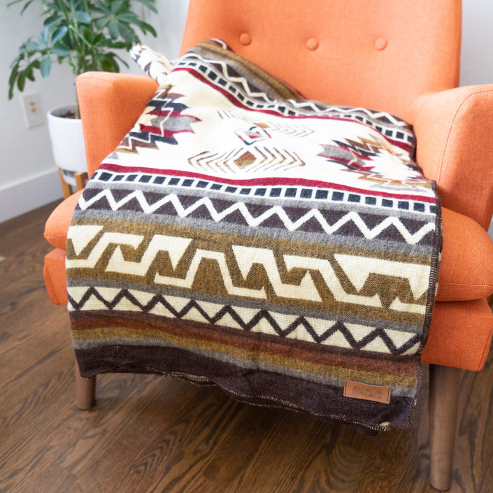 Andean Alpaca Wool Blanket | Mountain 2