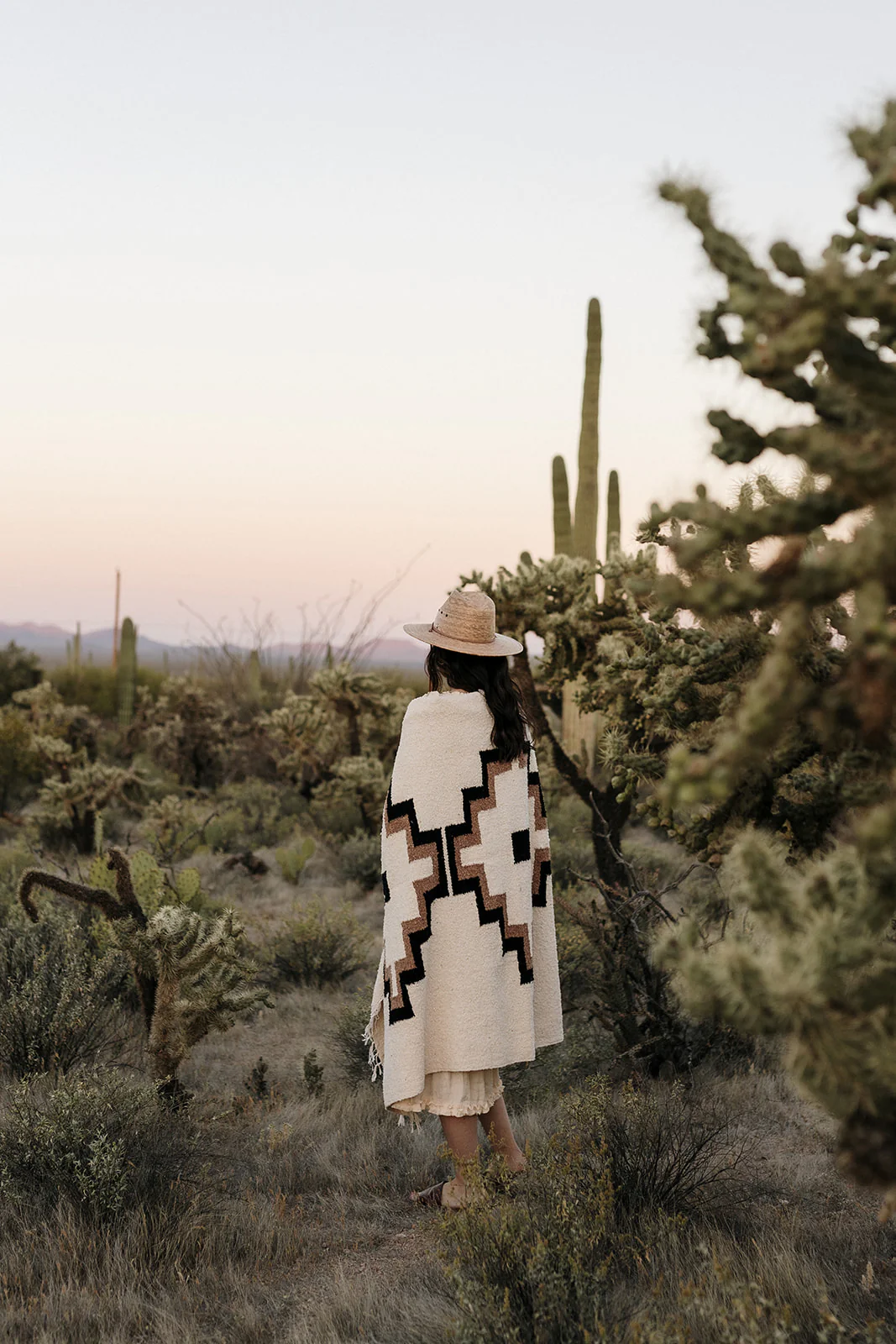 Tribe & True Tres Cruces Blanket - Crema