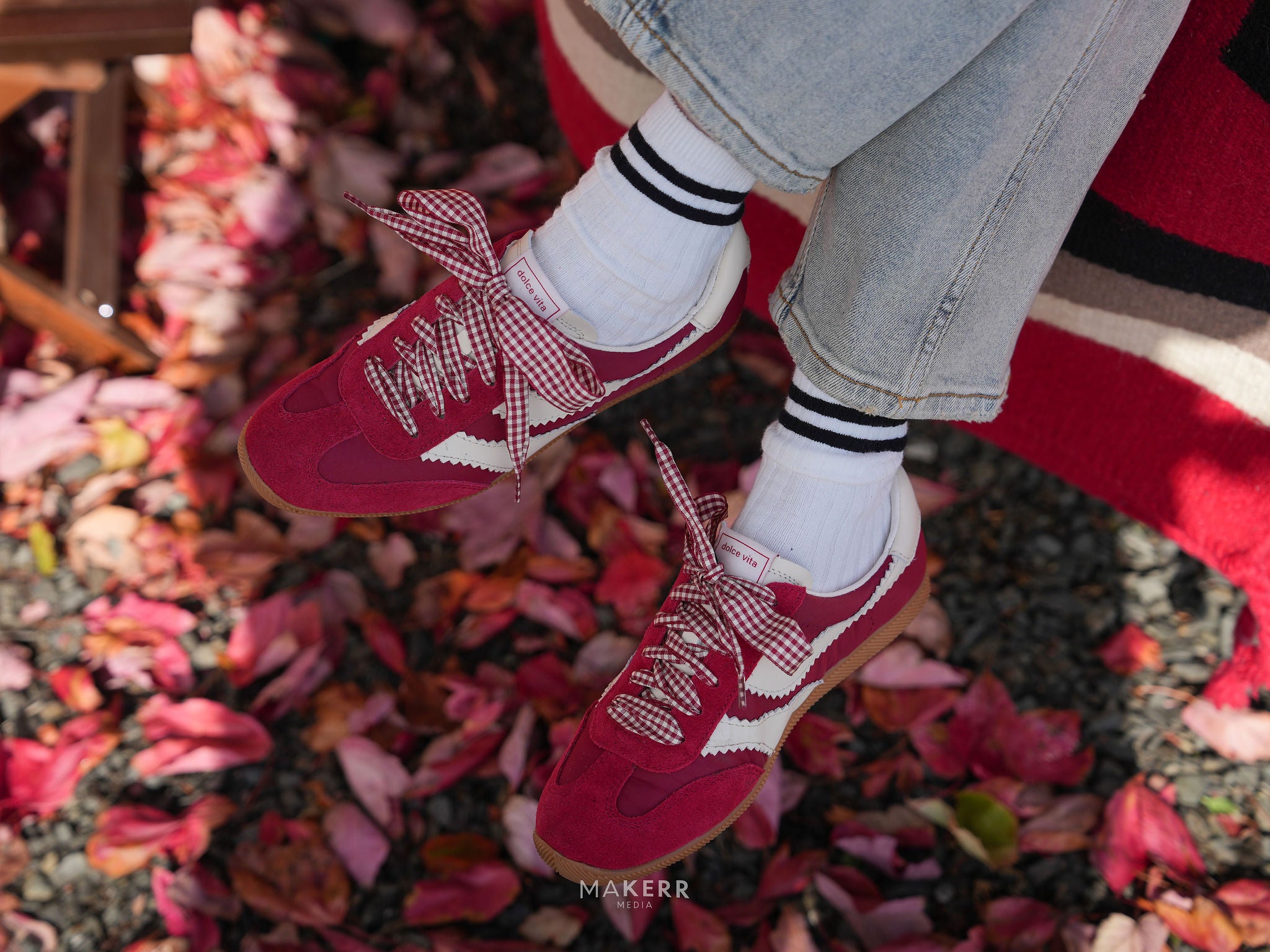 Limit Sneakers Nylon crimson styled