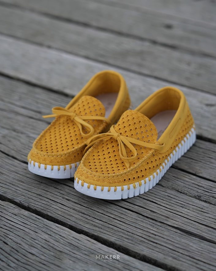 Ilse Jacobsen Tulip 3074 Boat Shoe Golden Rod