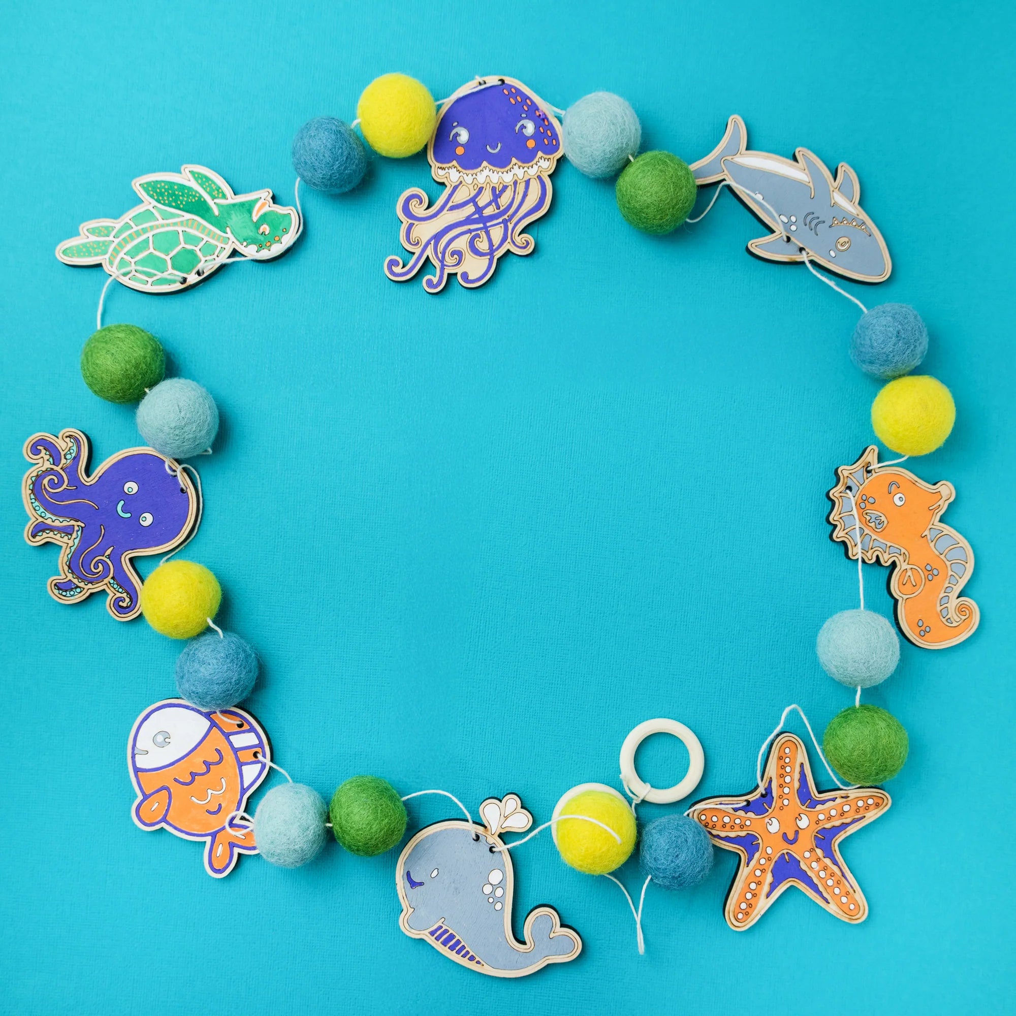 Do It Yourself Wood Garland under the sea colored in