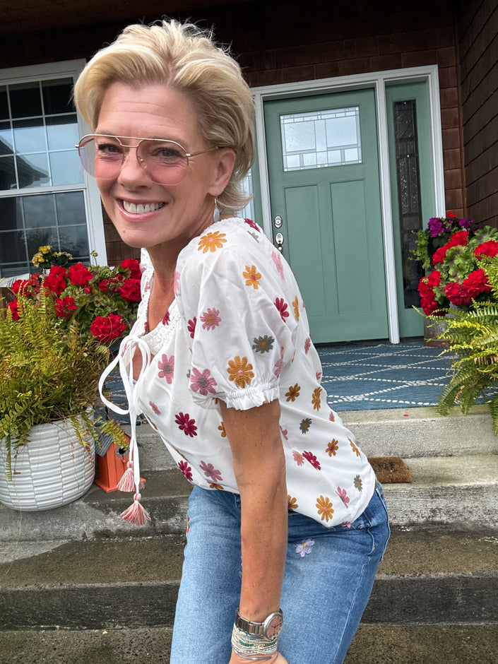 Short Sleeve Tie Neck Woven Top