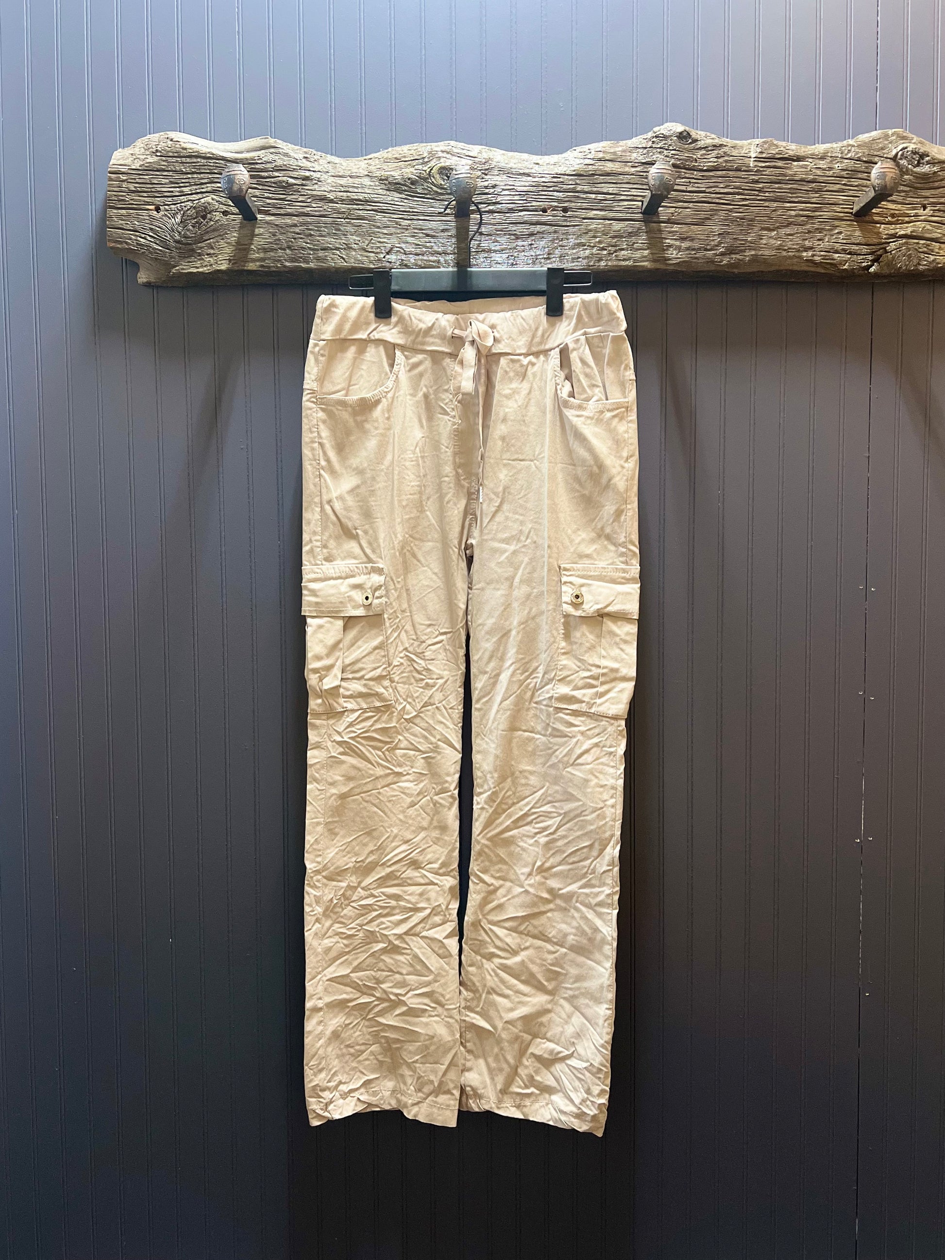 Darcy Solid Cargo Crinkle Jogger Pant W Drawstring | Beige