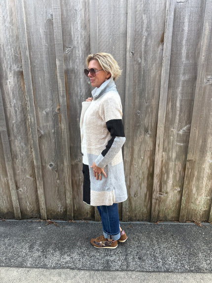 Color Blocked Coatigan-Beige/Black