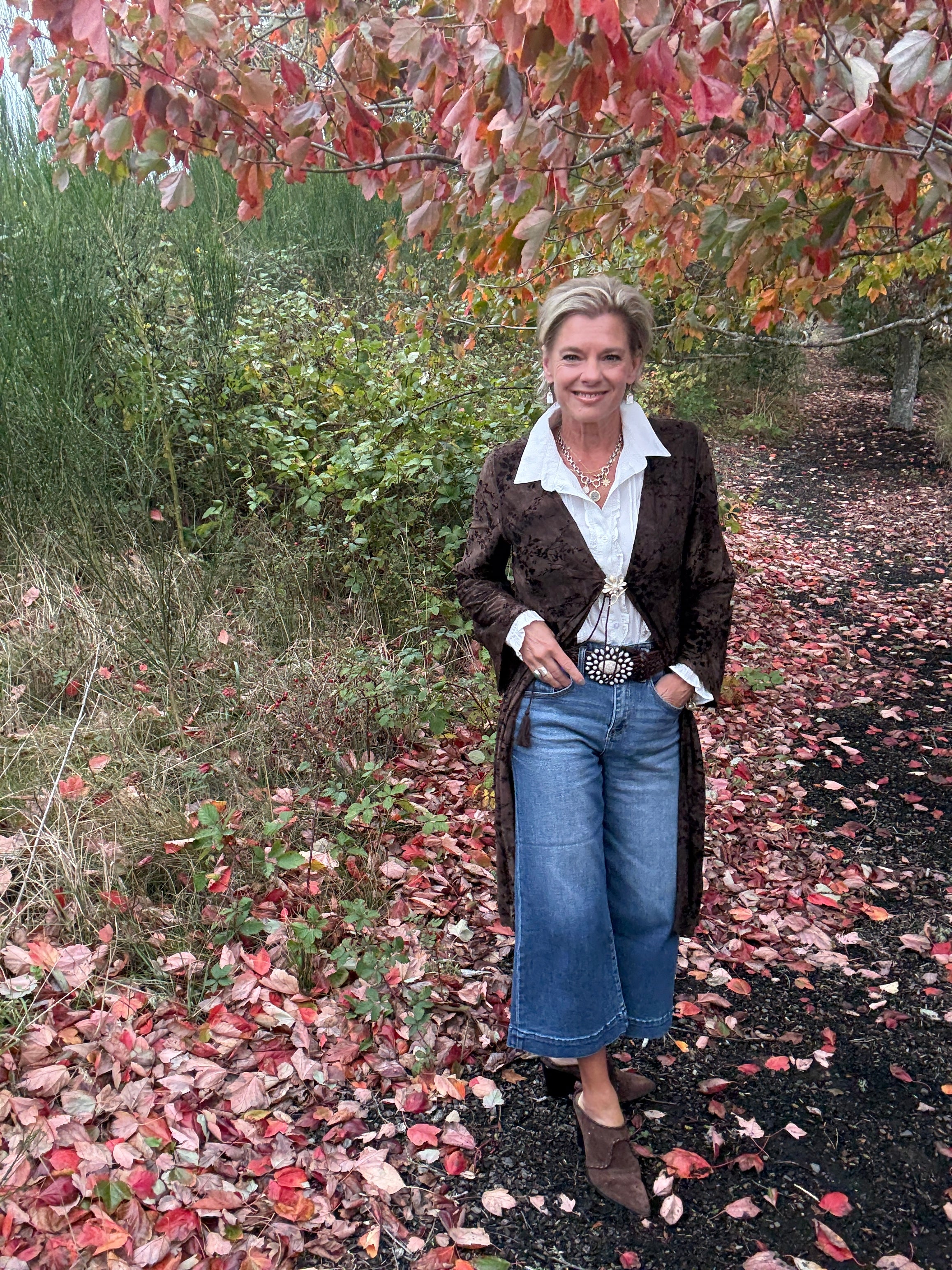 High Rise-Crop Wide-Double Button Detail Jeans