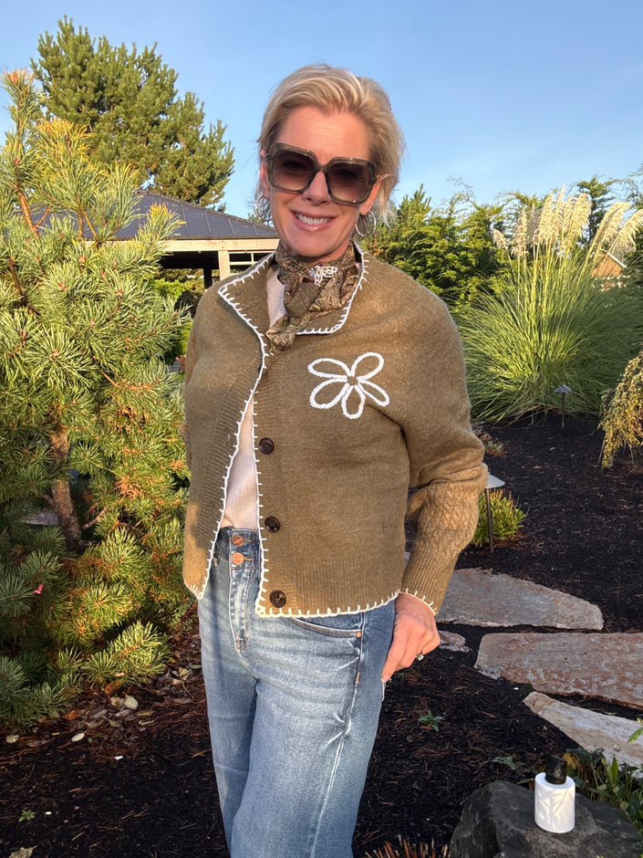 BERGAMOTE CARDIGAN front khaki
