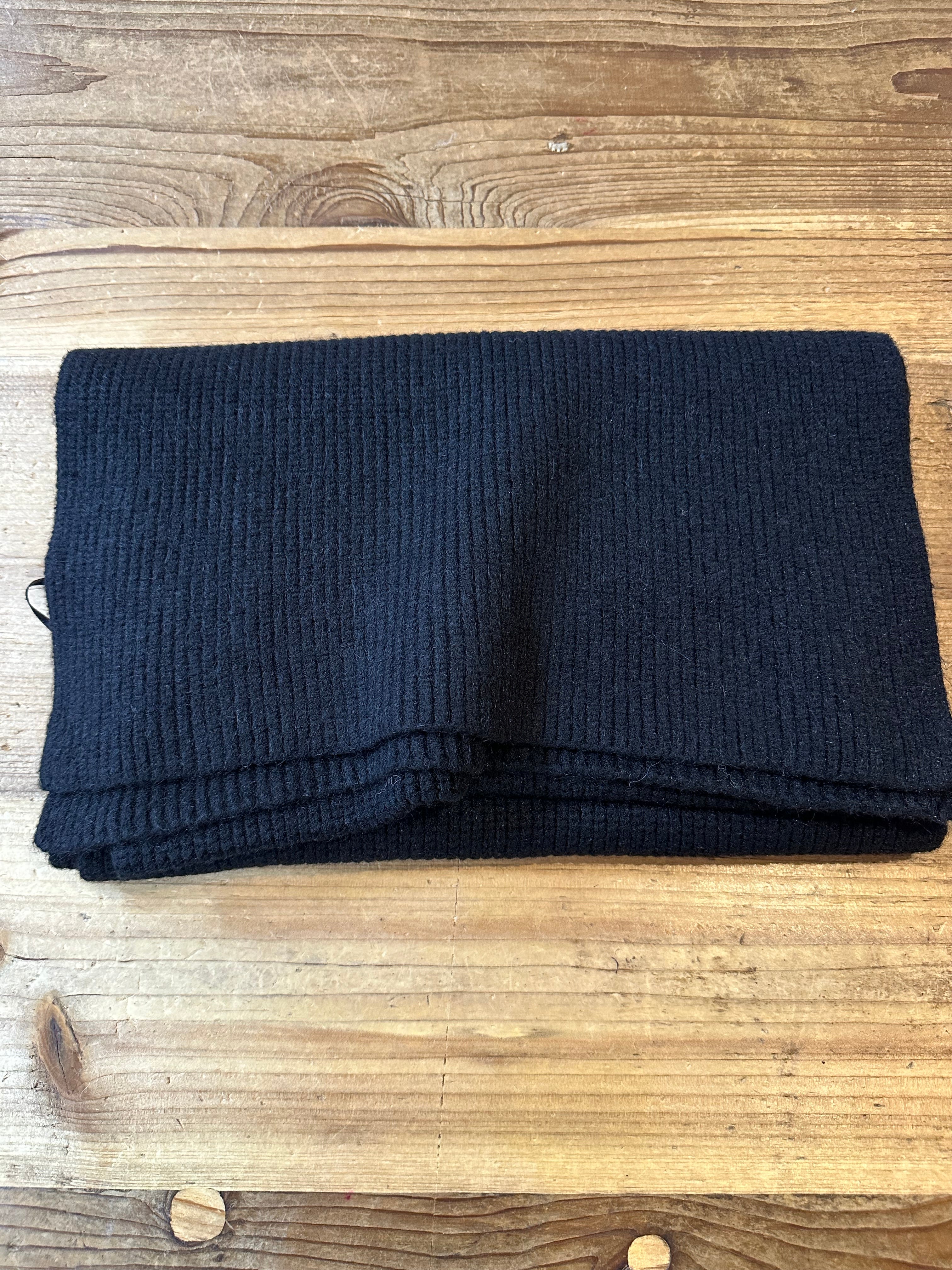 Italian Knit Rib Chunky Scarf Black Noir