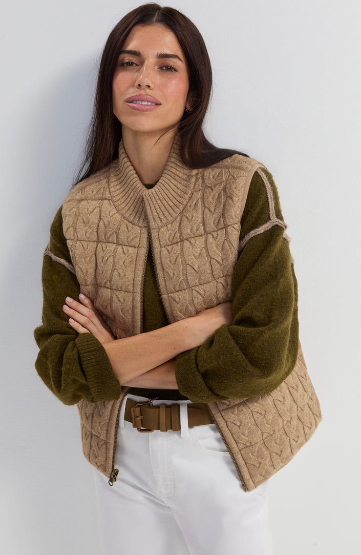 Quinns Sleeveless Reversible Quilted Vest