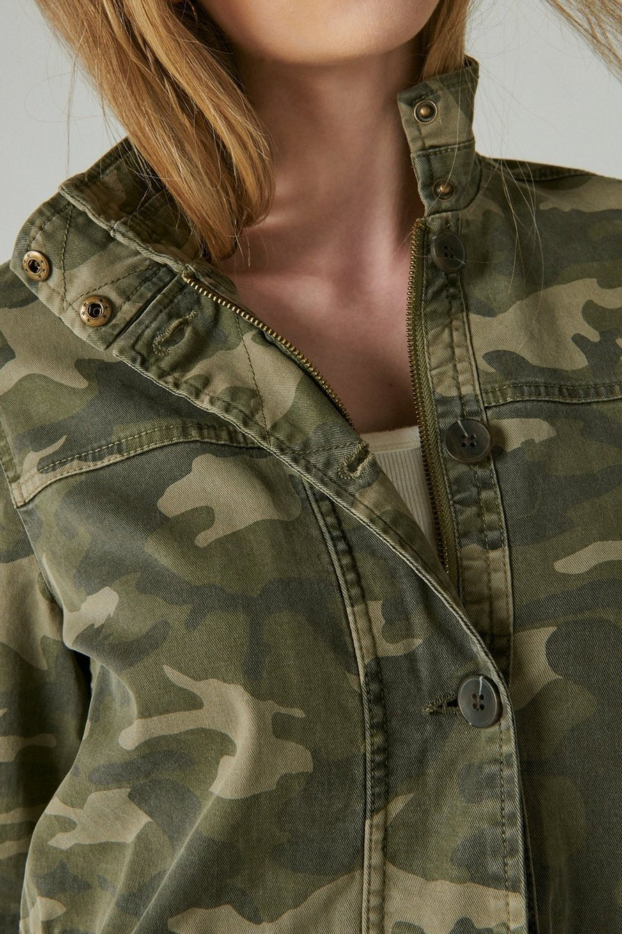 Lucky Brand Camo Printed Utility Jacket | Green Multi buttons