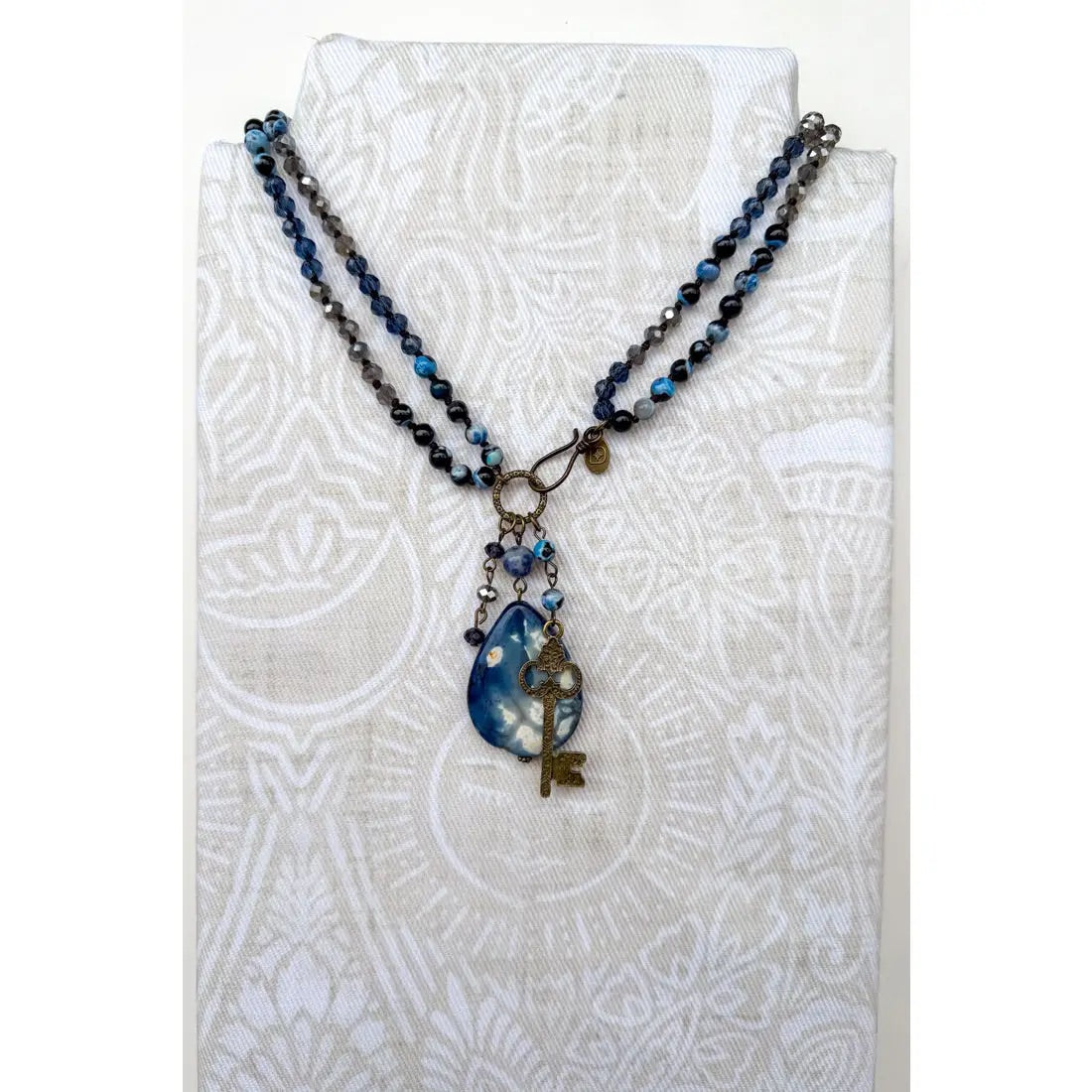 Selena Necklace Short