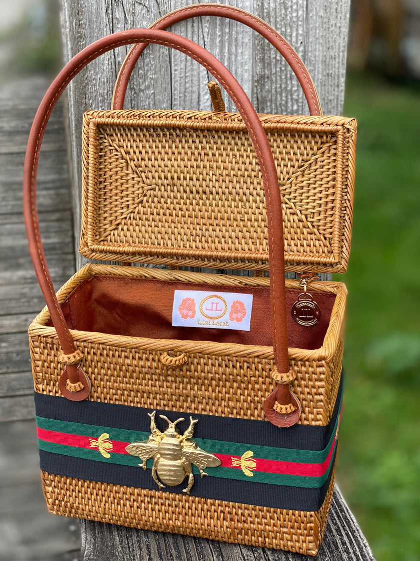 Emory blk/ bee stripe layer bee front/open