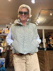 WAVE HEM QUILTED VEST WOVEN