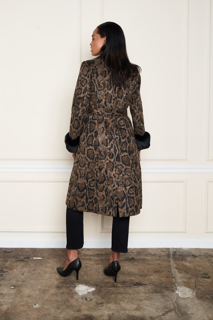 PRINT COAT W/ REMOVABLE FUR LEOPARD CUFFS