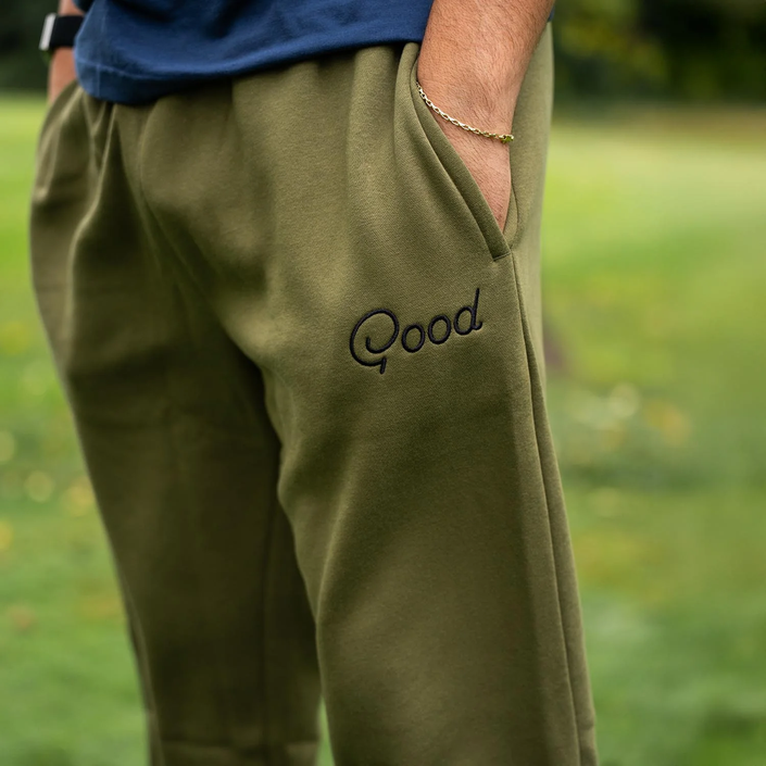 Stance Fleece Jogger styled,close up