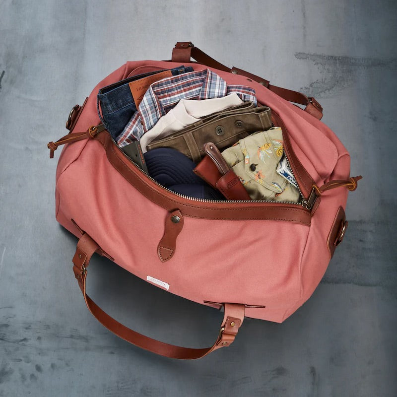 LIMITED EDITION - Filson Medium Rugged Twill Duffle Bag | Cedar Red packed