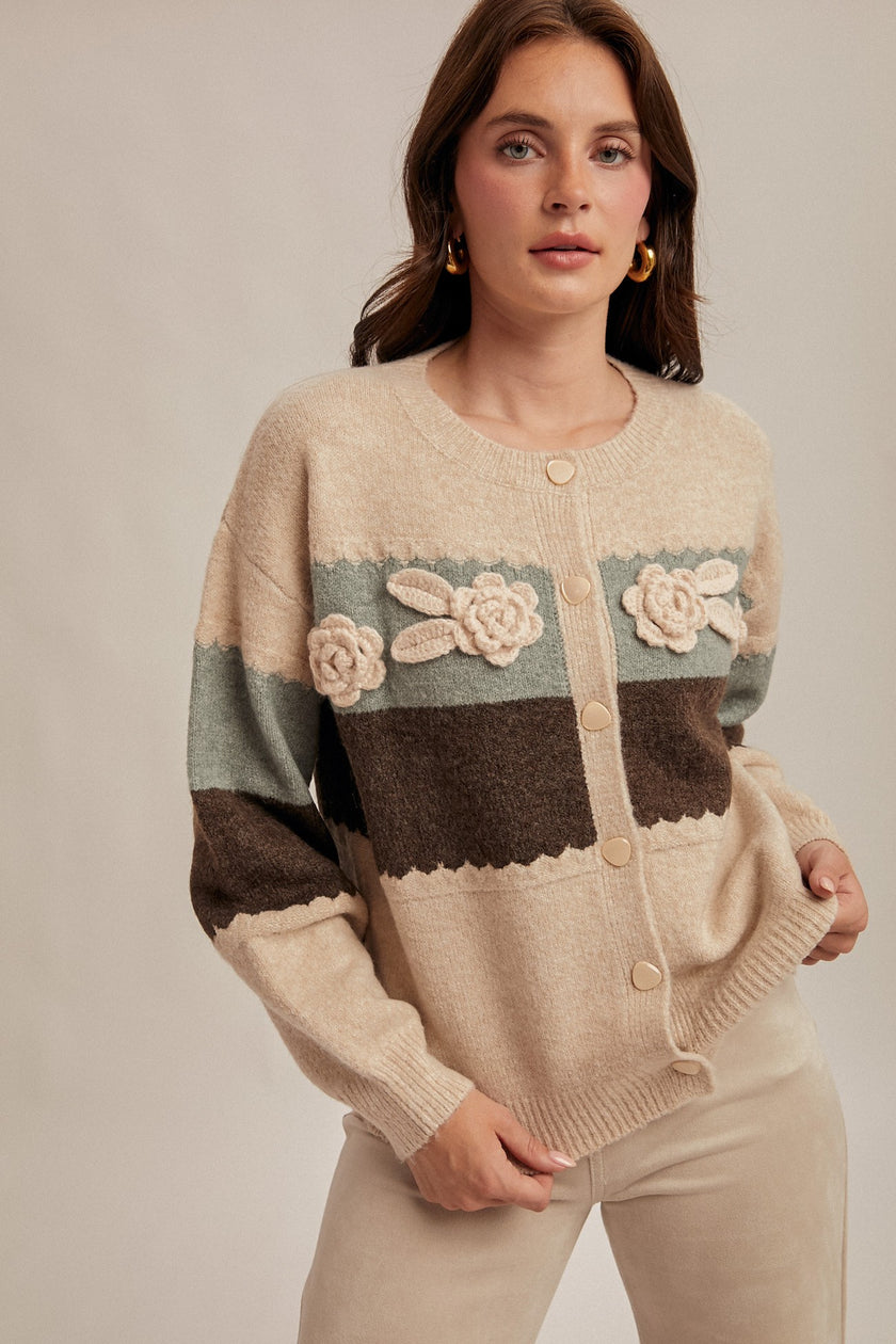 Color Block Rosette Detailed Sweater oatmeal/smoke blue front