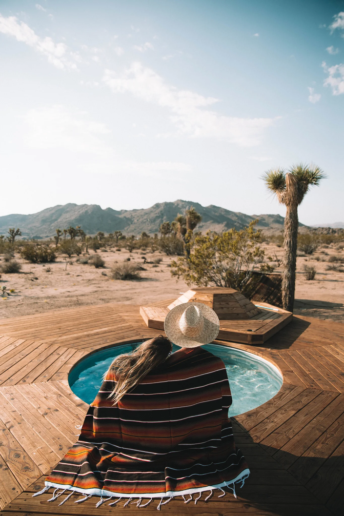 Tribe & True Handwoven Blanket - Mojave Lines | Black Sienna in nature