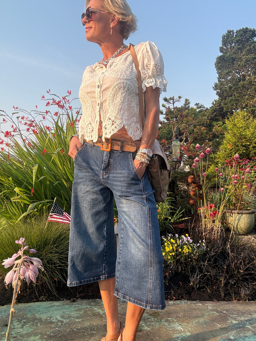 SIDE LINE BERMUDA BARREL SHORTS