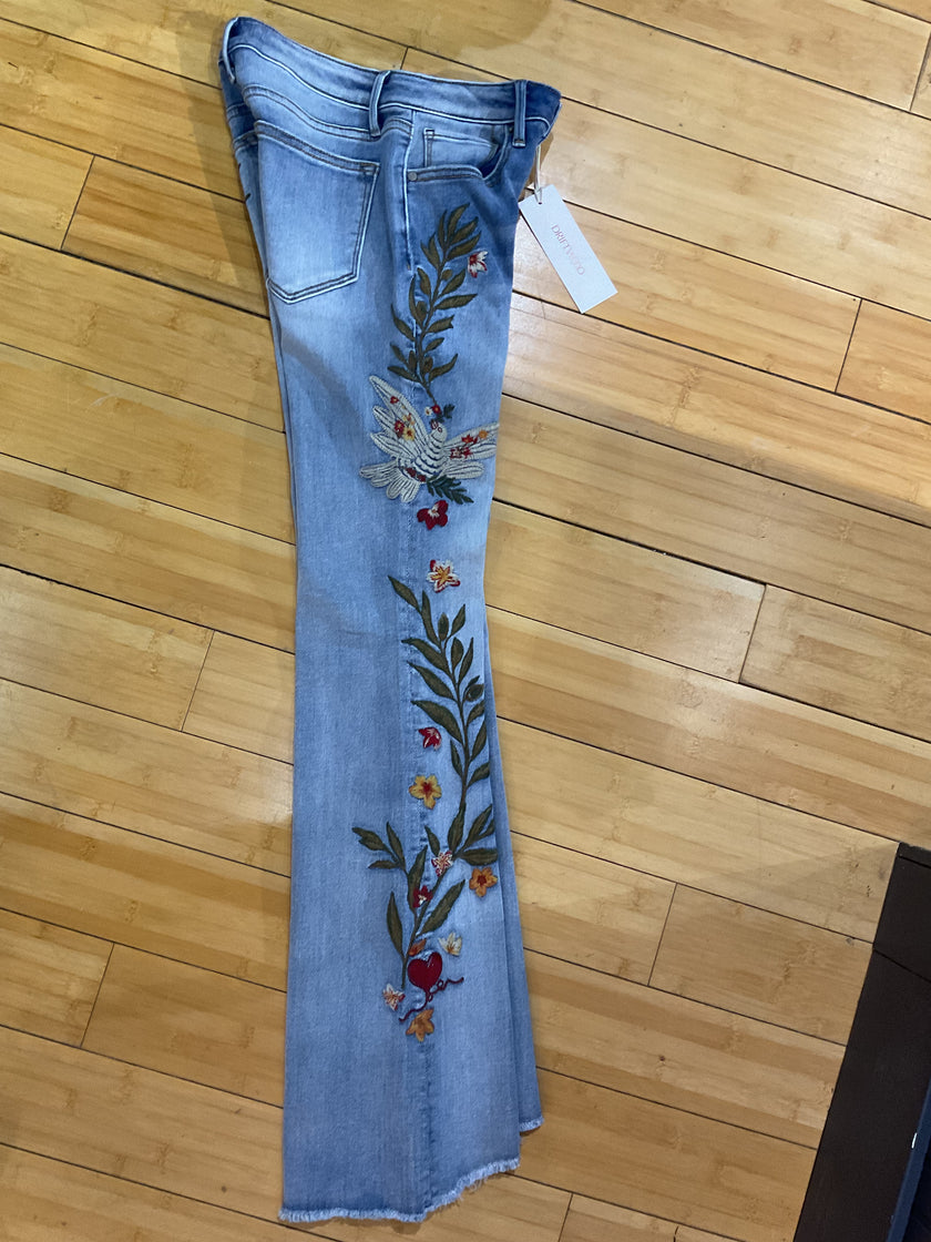 DRIFTWOOD EVA X PEACE ON EARTH side