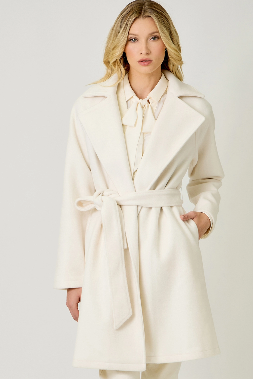 LAPEL COLLAR ROBE COAT snow white front