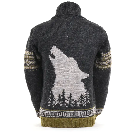 Call of the Wild Wool Sweater – Howling Wolf Design, Back of sweater 