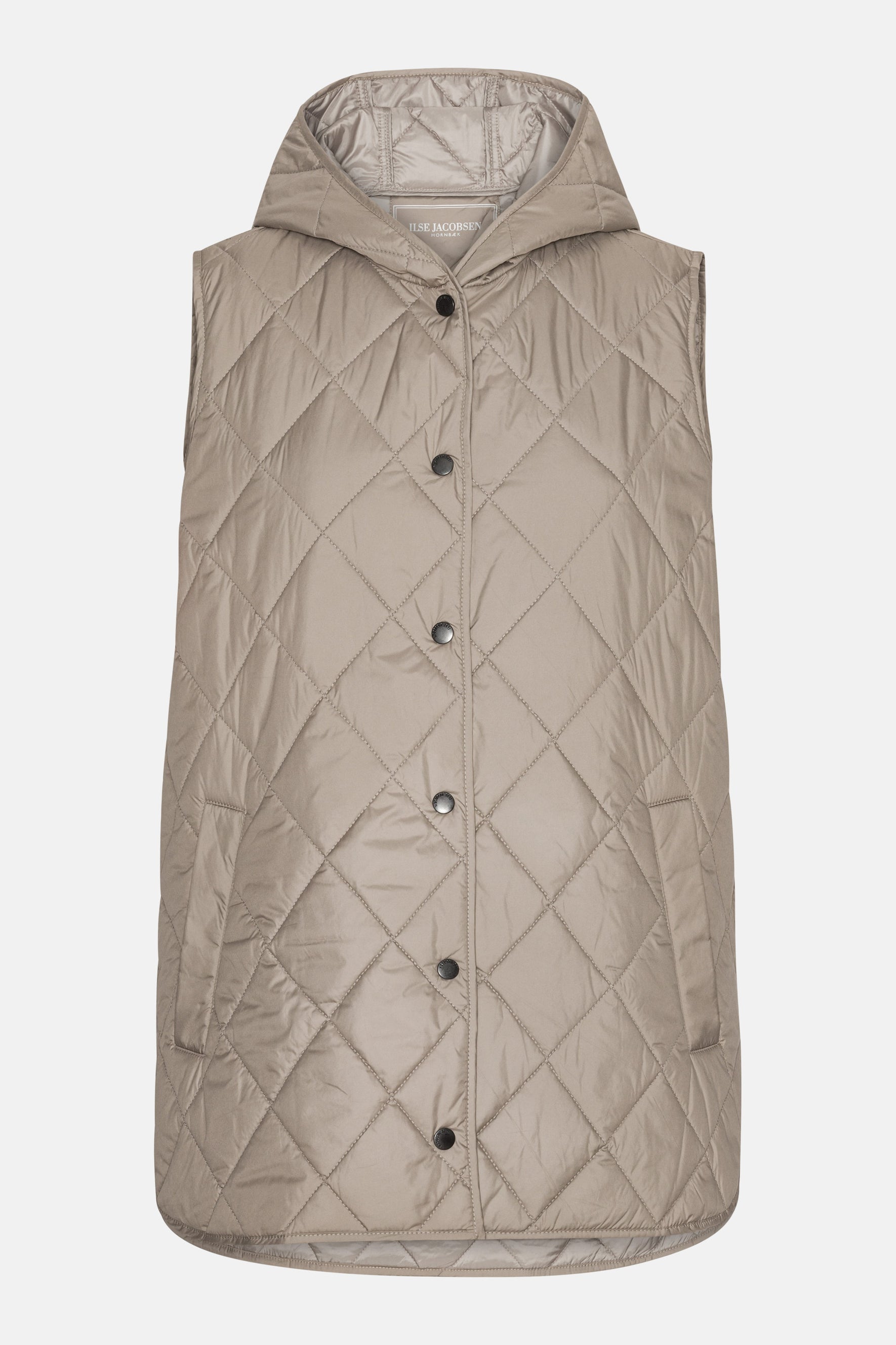 Ilse Jacobsen Beat02- Long Quilt Vets greige front