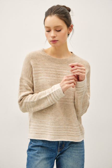 Gradiant Tone Striped Boxy Sweater taupe