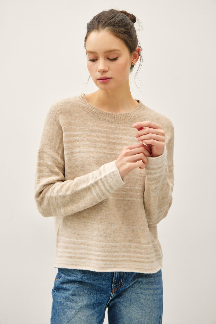 Gradiant Tone Striped Boxy Sweater taupe