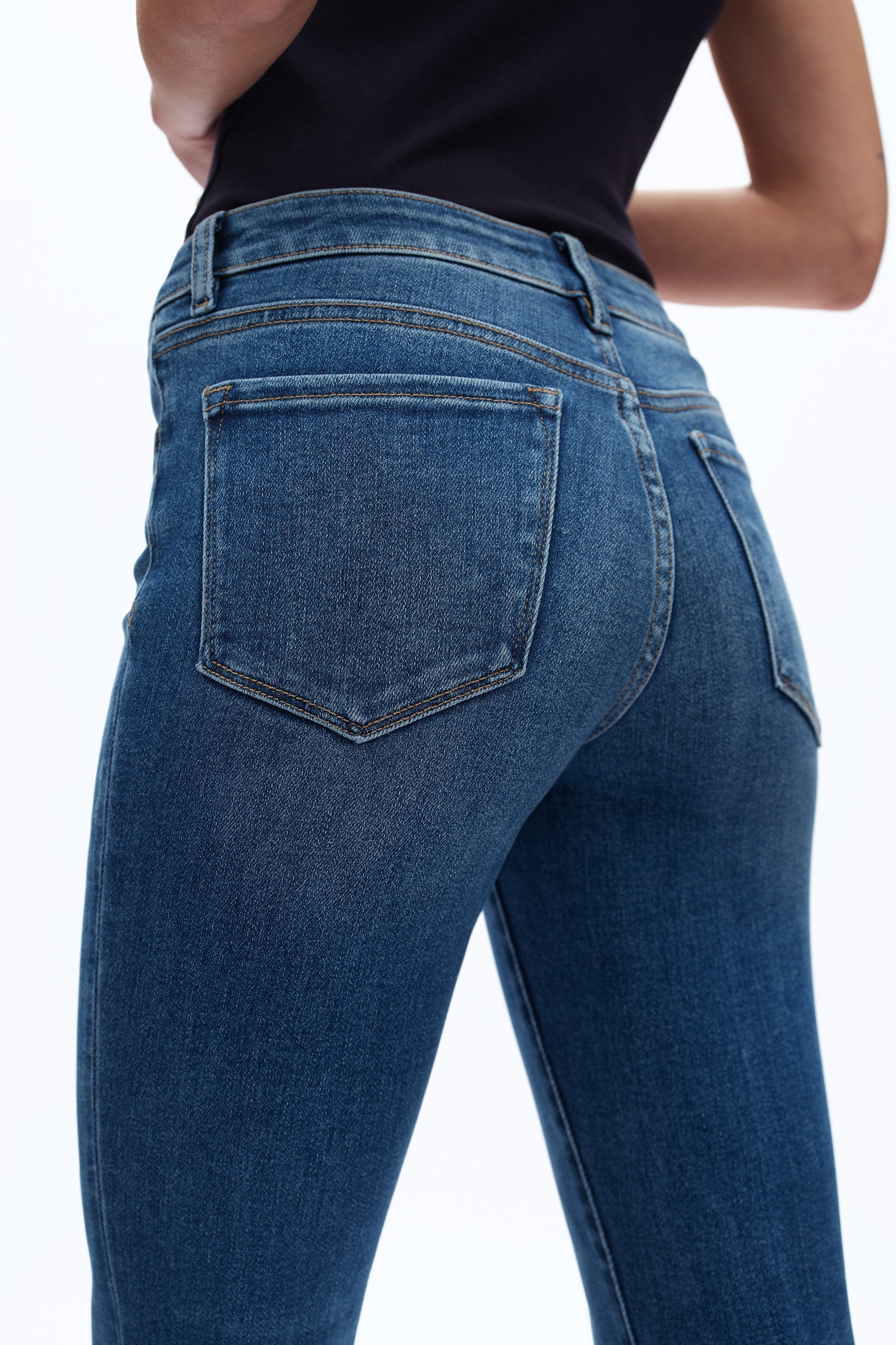 MID RISE BOOTCUT back close up